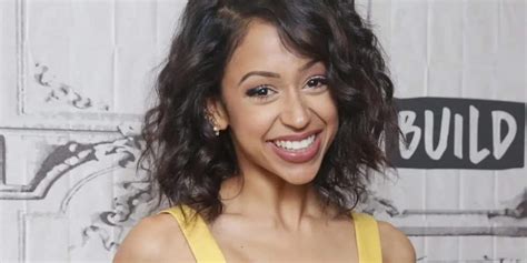 Liza Koshy: From Vine to YouTube Comedy。